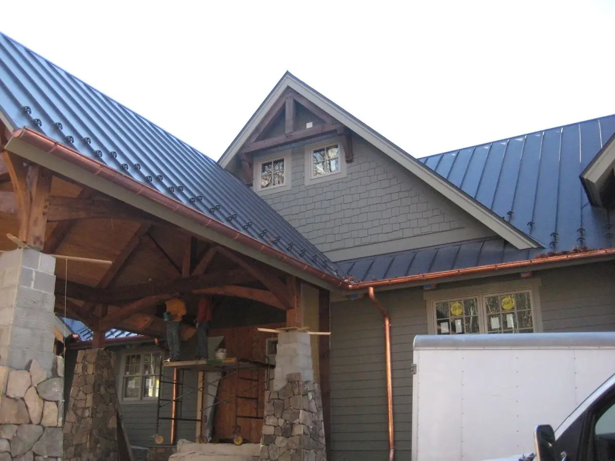 Craftsman Roofing team delivering quality roofing work in Catoosa